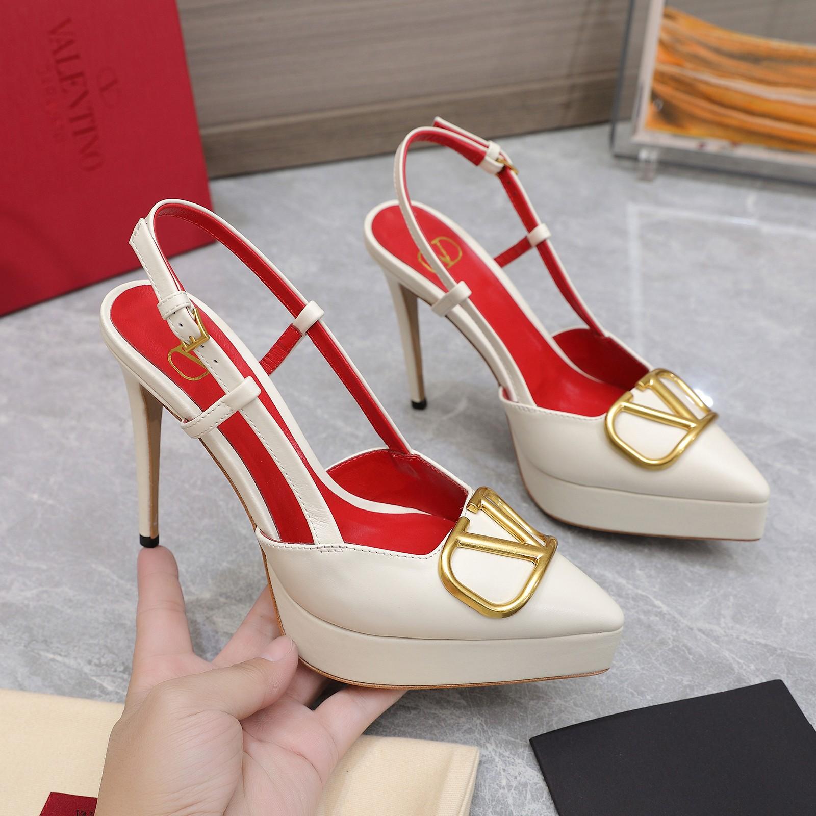 Valenti VLogo Signature Calfskin Slingback Platform Pump - PerfectKickZ