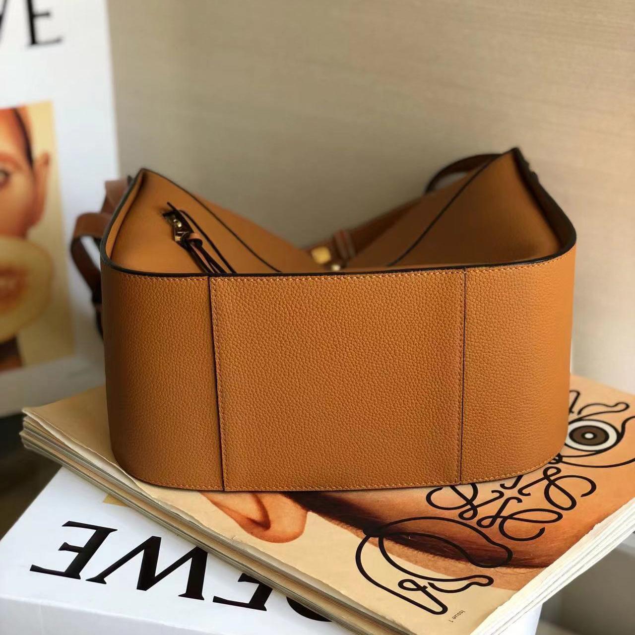 Loewe Compact Hammock In Satin Calfskin(29-26-15cm) - PerfectKickZ