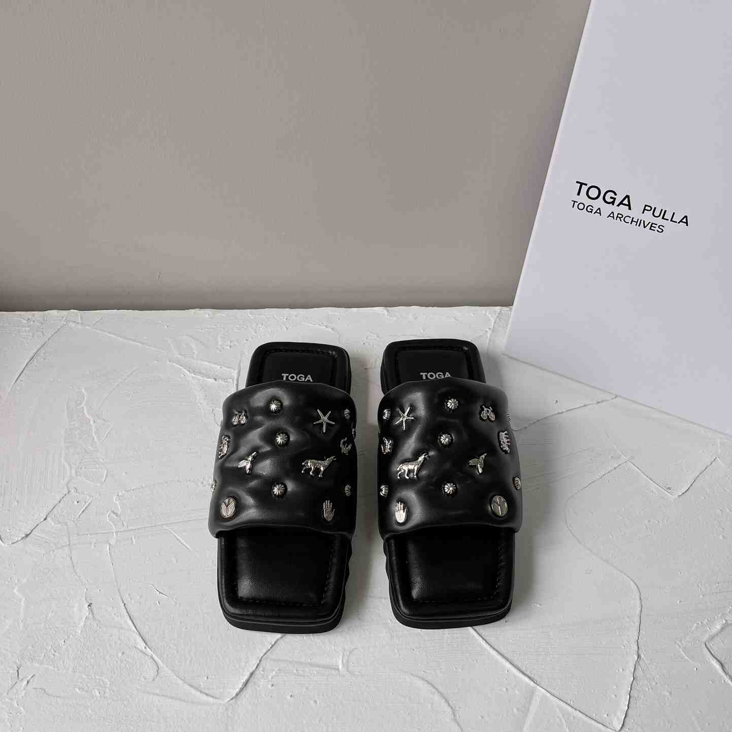 Toga Virilis Leather Slides - PerfectKickZ