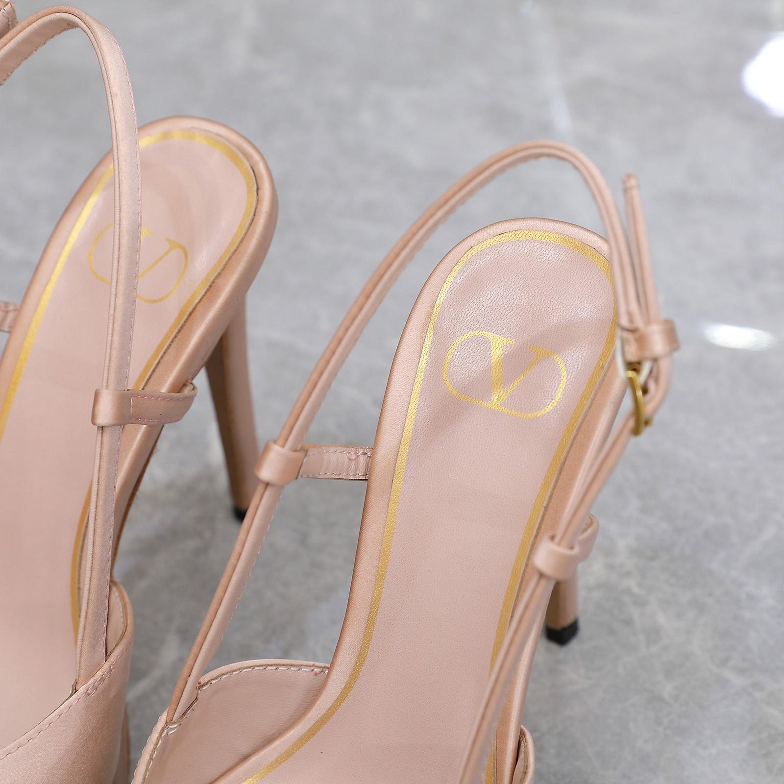 Valenti VLogo Signature Satin Slingback Platform Pumps - PerfectKickZ