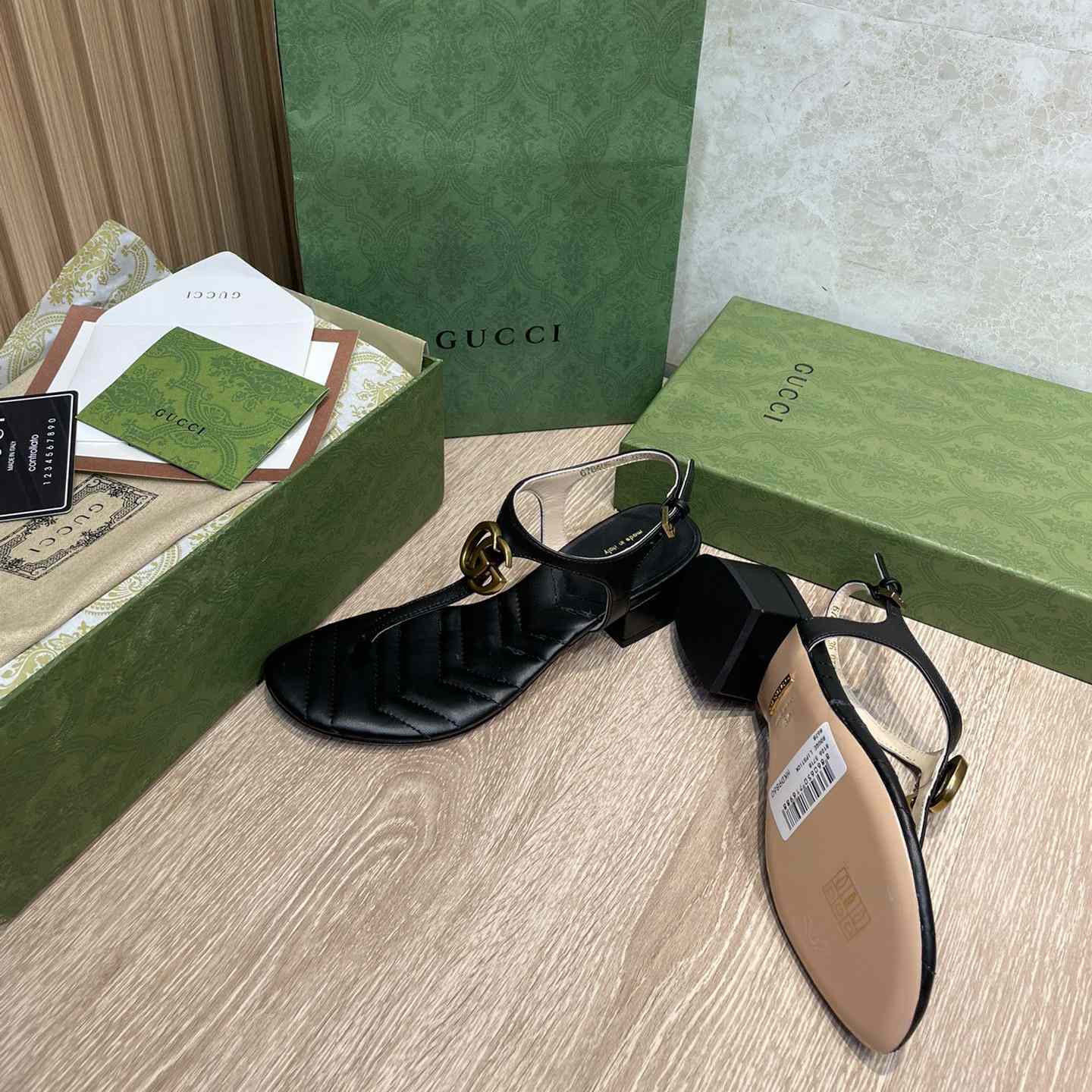 Gucci Women's Double G Sandal - PerfectKickZ