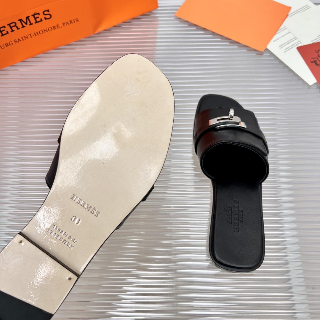 Hermes Giulia Sandal - 