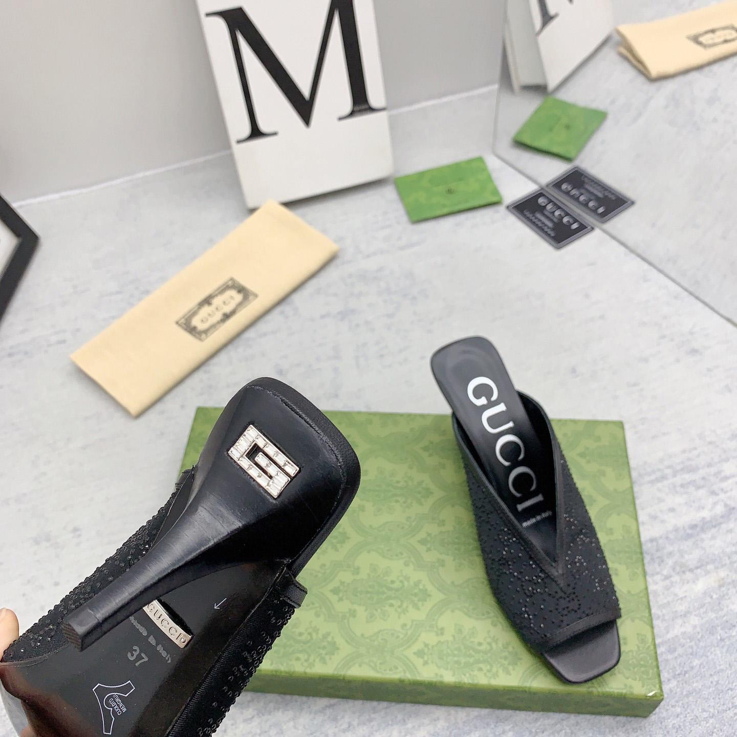 Gucci Women's GG Slide Sandal - PerfectKickZ