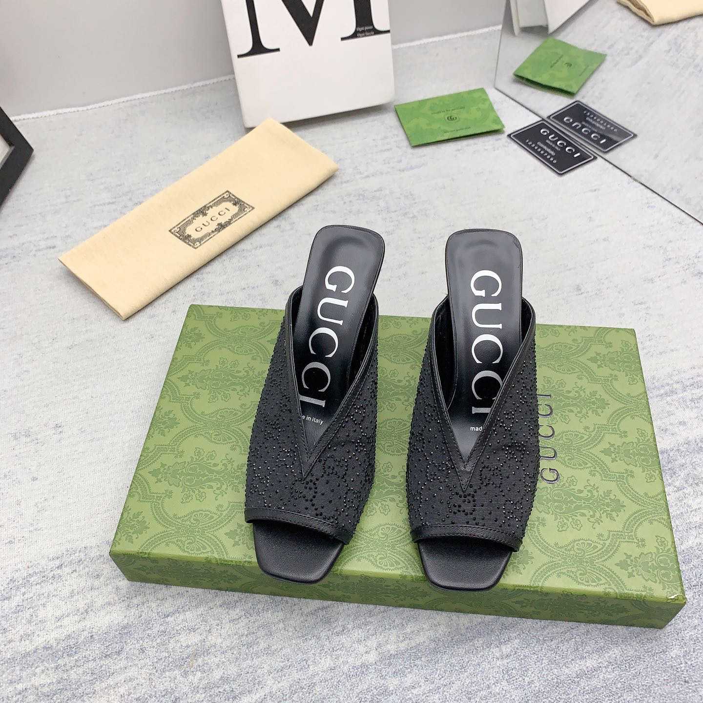 Gucci Women's GG Slide Sandal - PerfectKickZ