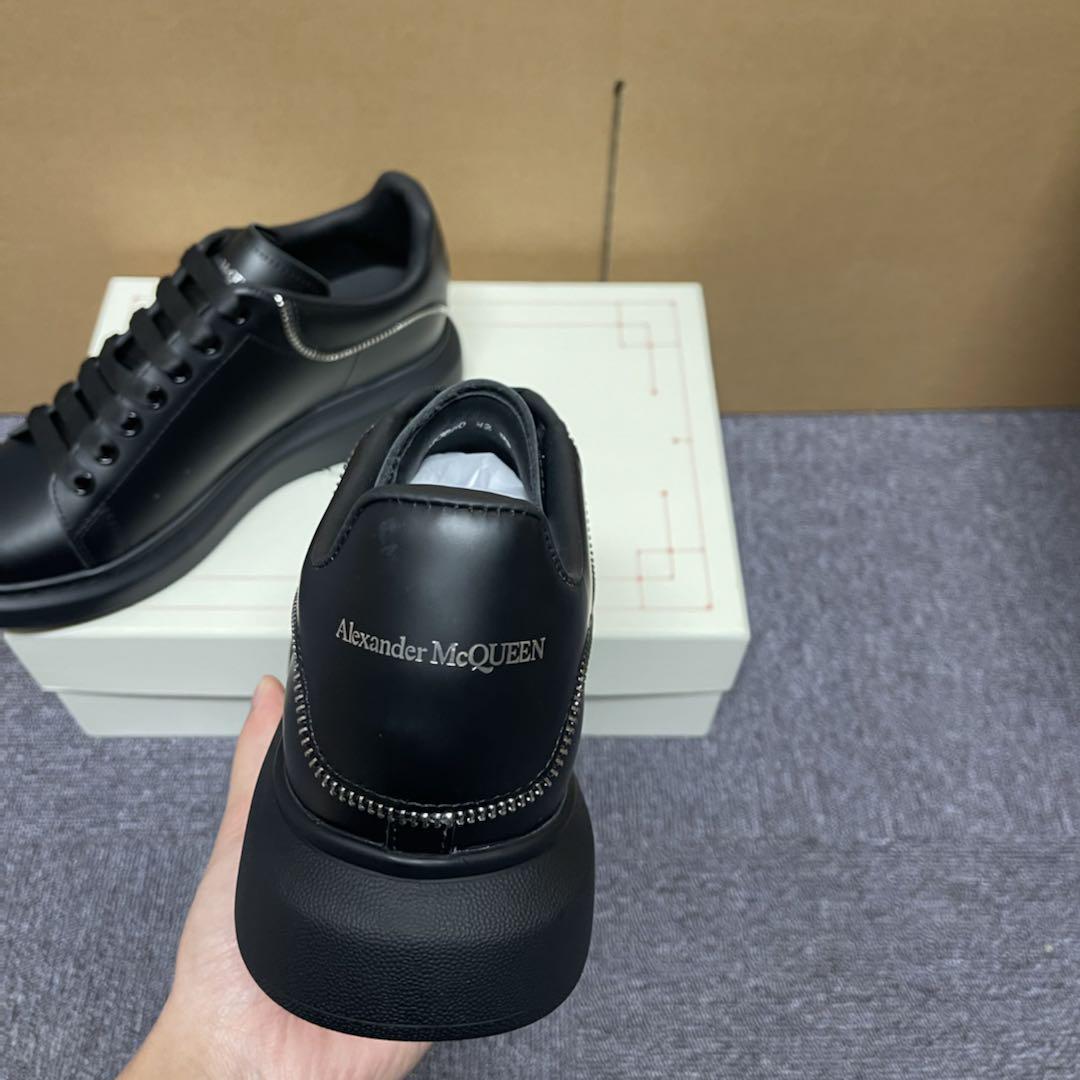Alexander Mqueen Oversized Sneaker In Black - PerfectKickZ
