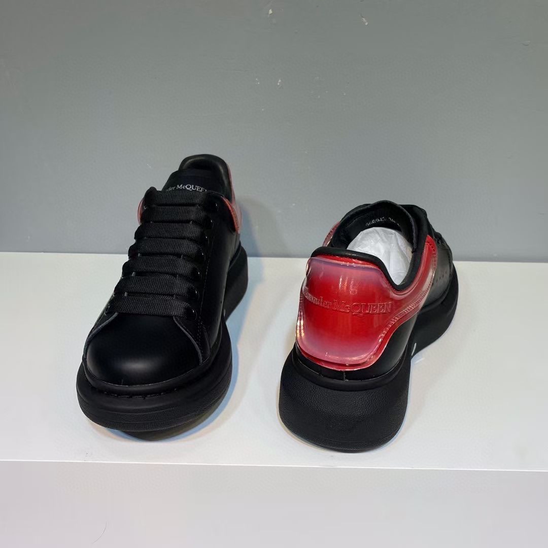 Alexander Mqueen Oversized Sneaker In Black - PerfectKickZ