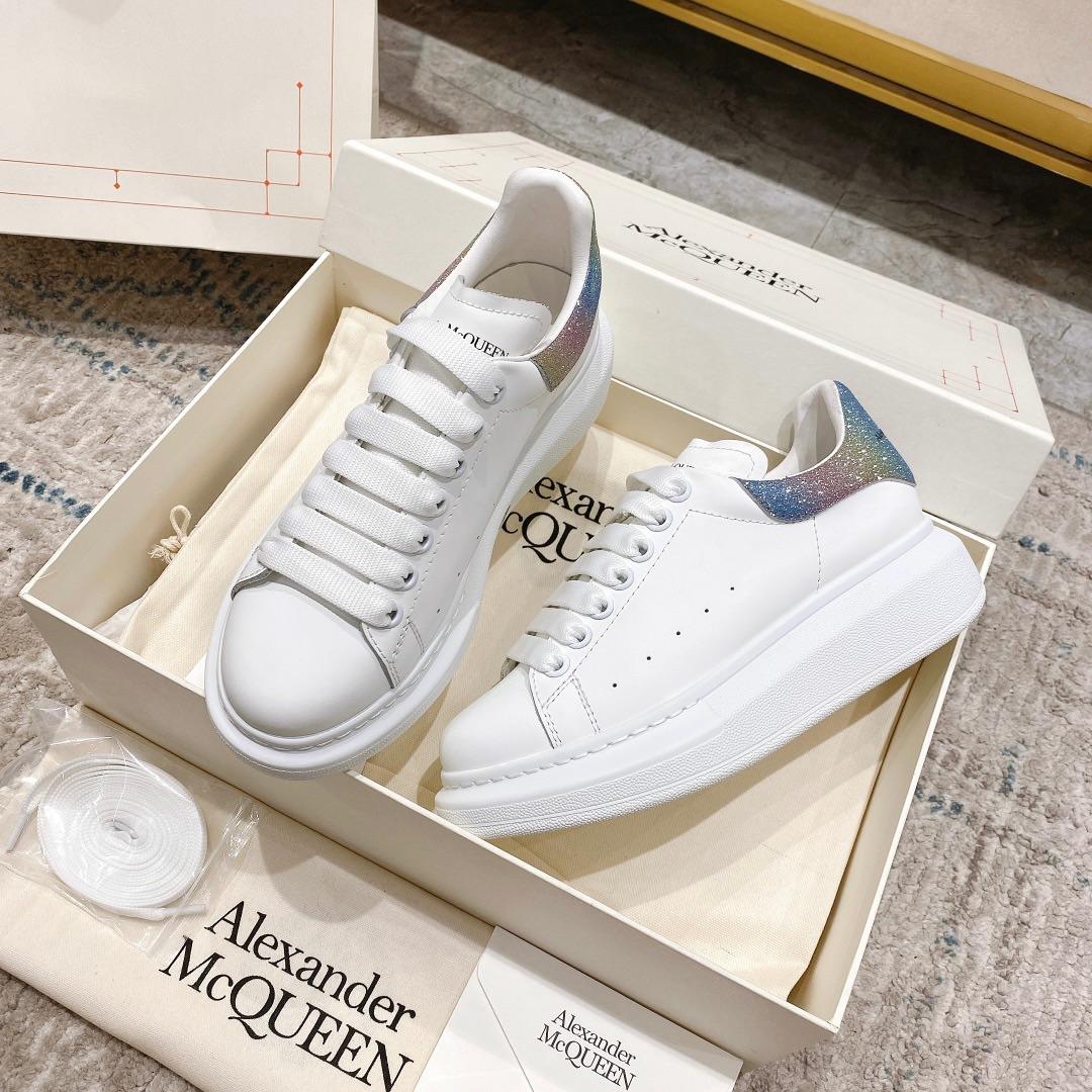 Alexander Mqueen Oversized Sneaker In White - PerfectKickZ
