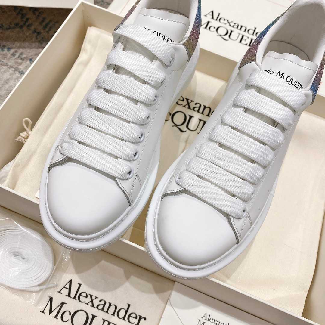 Alexander Mqueen Oversized Sneaker In White - PerfectKickZ