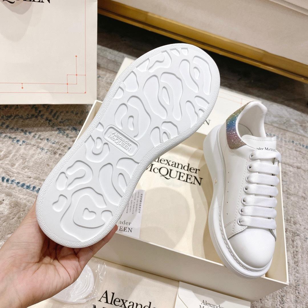 Alexander Mqueen Oversized Sneaker In White - PerfectKickZ