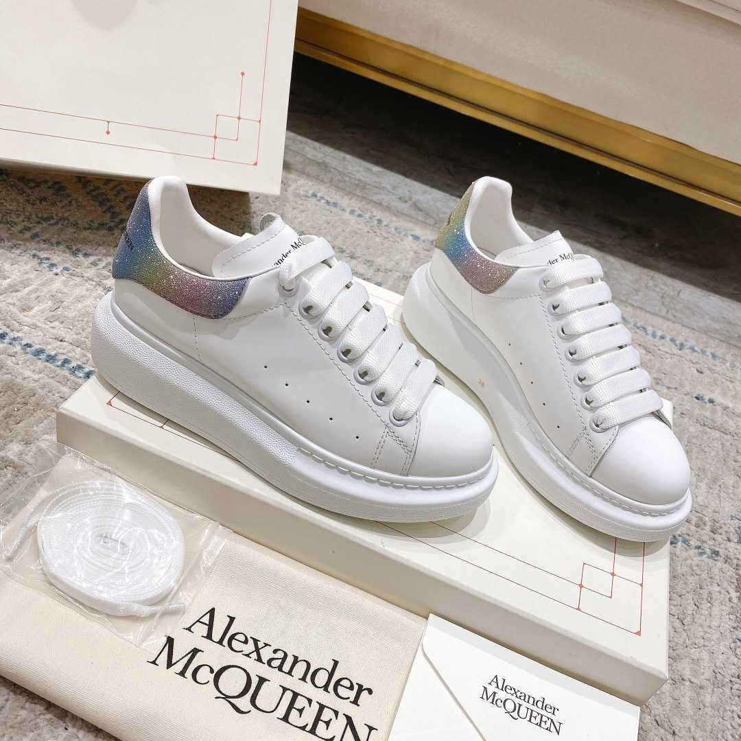 Alexander Mqueen Oversized Sneaker In White - PerfectKickZ