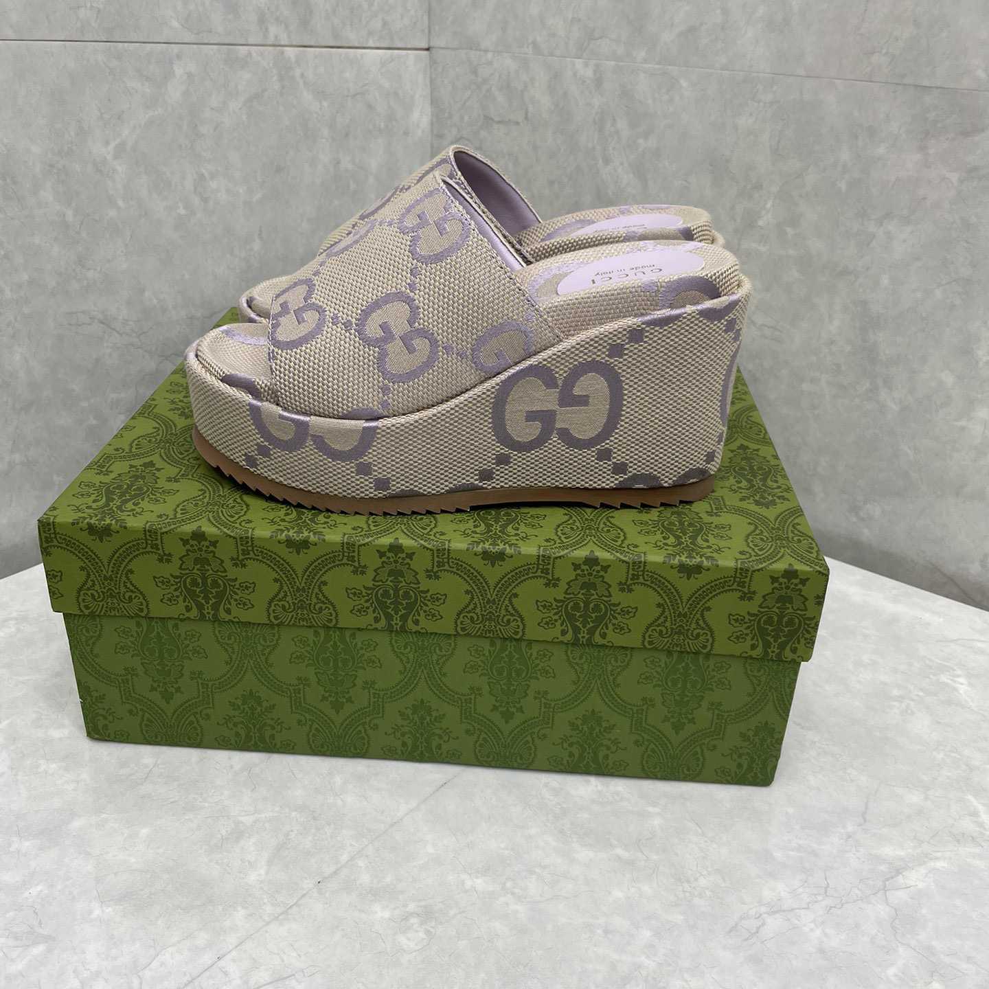 Gucci Women's Jumbo GG Platform Slide Sandal - PerfectKickZ