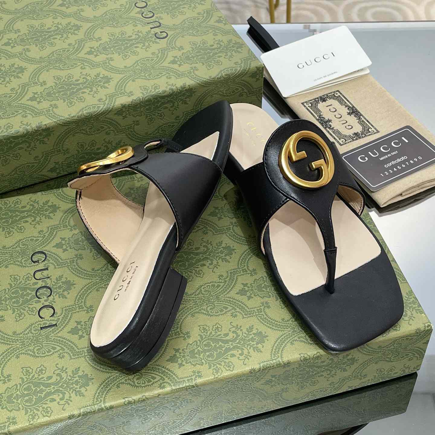 Gucci Women's Gucci Blondie Thong Sandal - PerfectKickZ