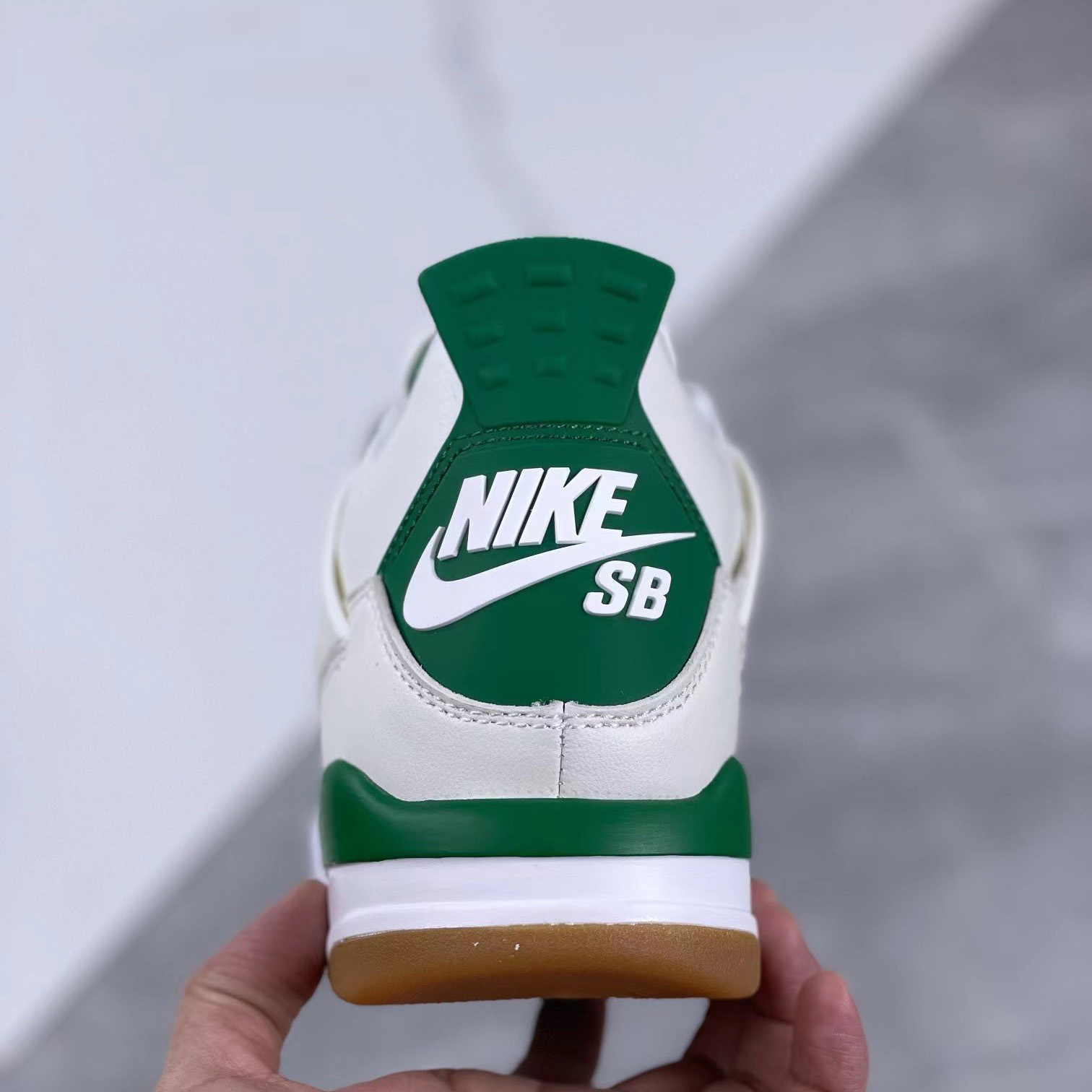 Nike SB x Air Jordan 4 “Pine Green”Sneaker      DR5415-103 - PerfectKickZ
