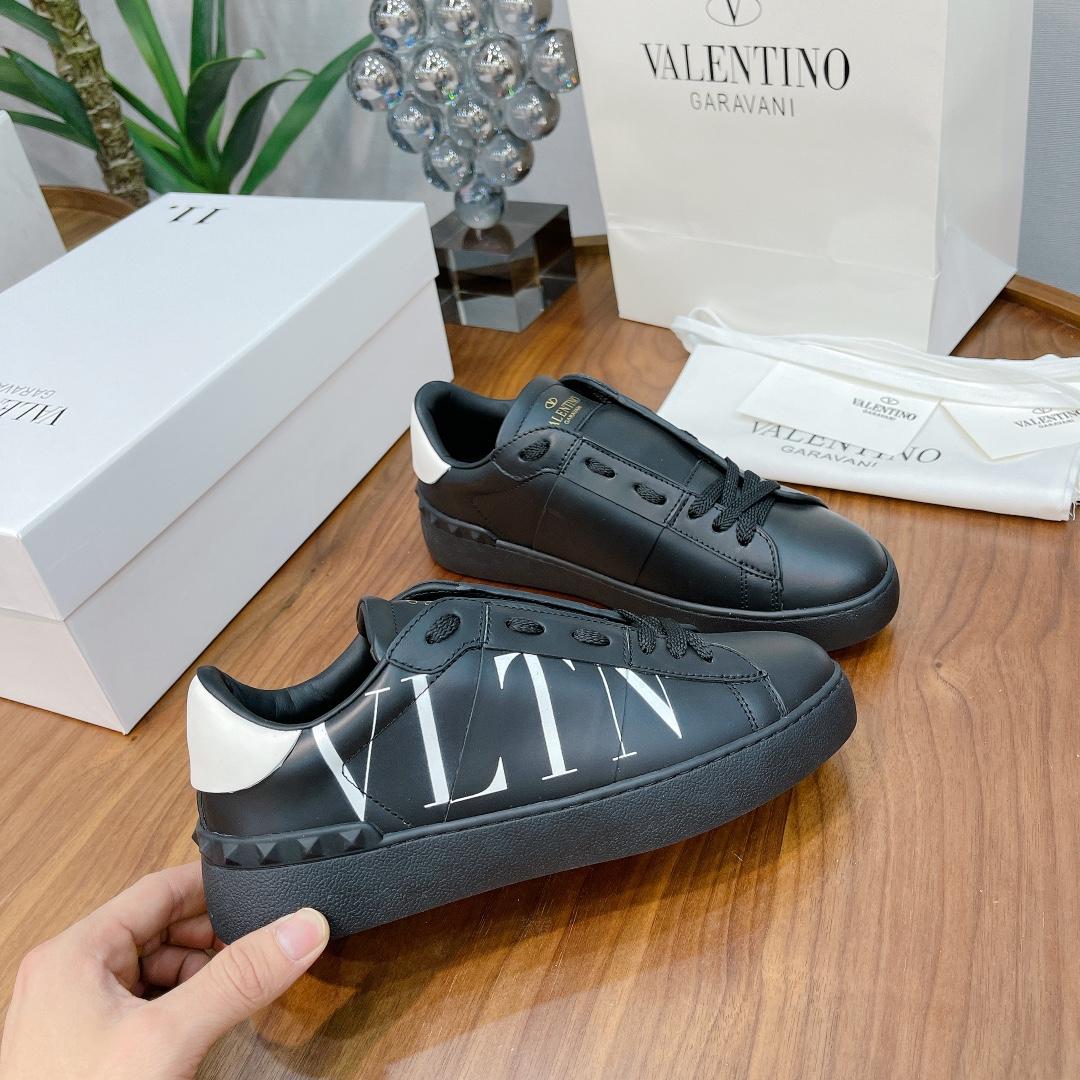 Valenti Open Sneaker With VLTN Print - PerfectKickZ