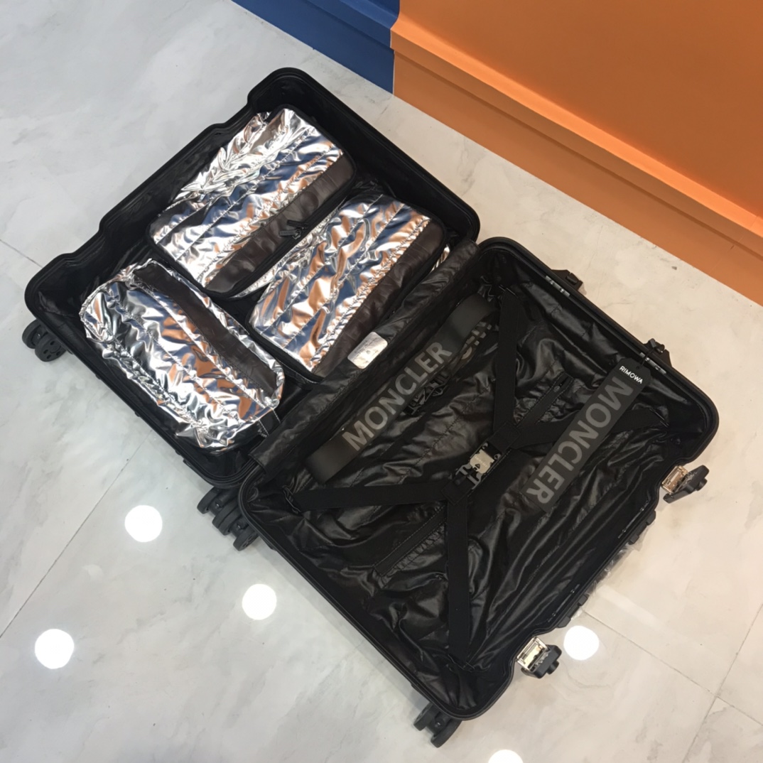 Moncler Genius Moncler Rimowa 'Reflection' Silver Suitcase - PerfectKickZ