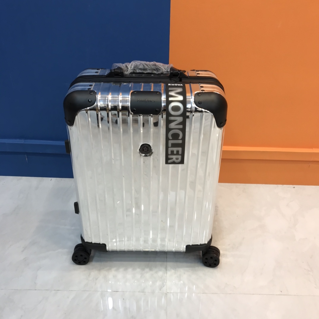 Moncler Genius Moncler Rimowa 'Reflection' Silver Suitcase - PerfectKickZ