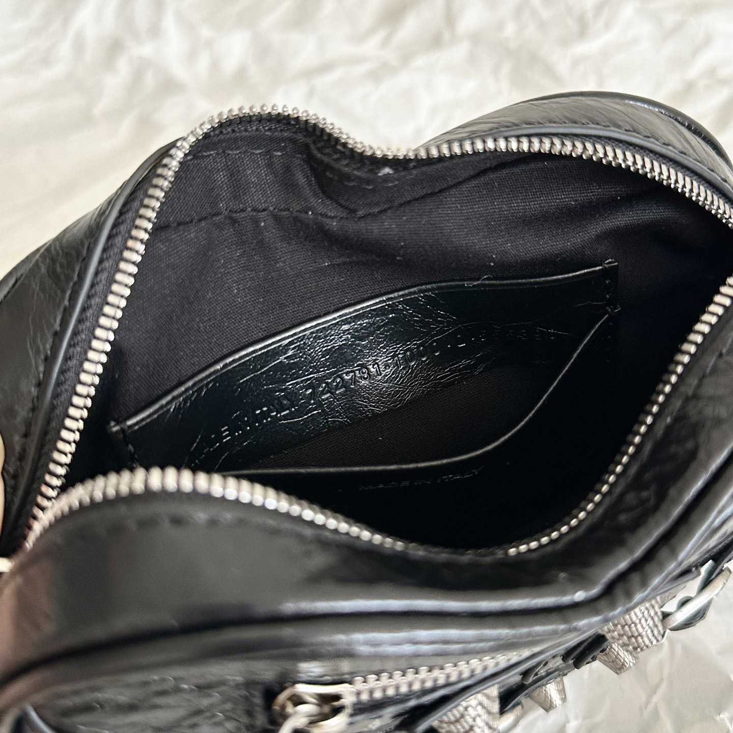 Balenciaga Le Cagole Heart Mini Bag In Black(16-12.7-4.5cm) - PerfectKickZ