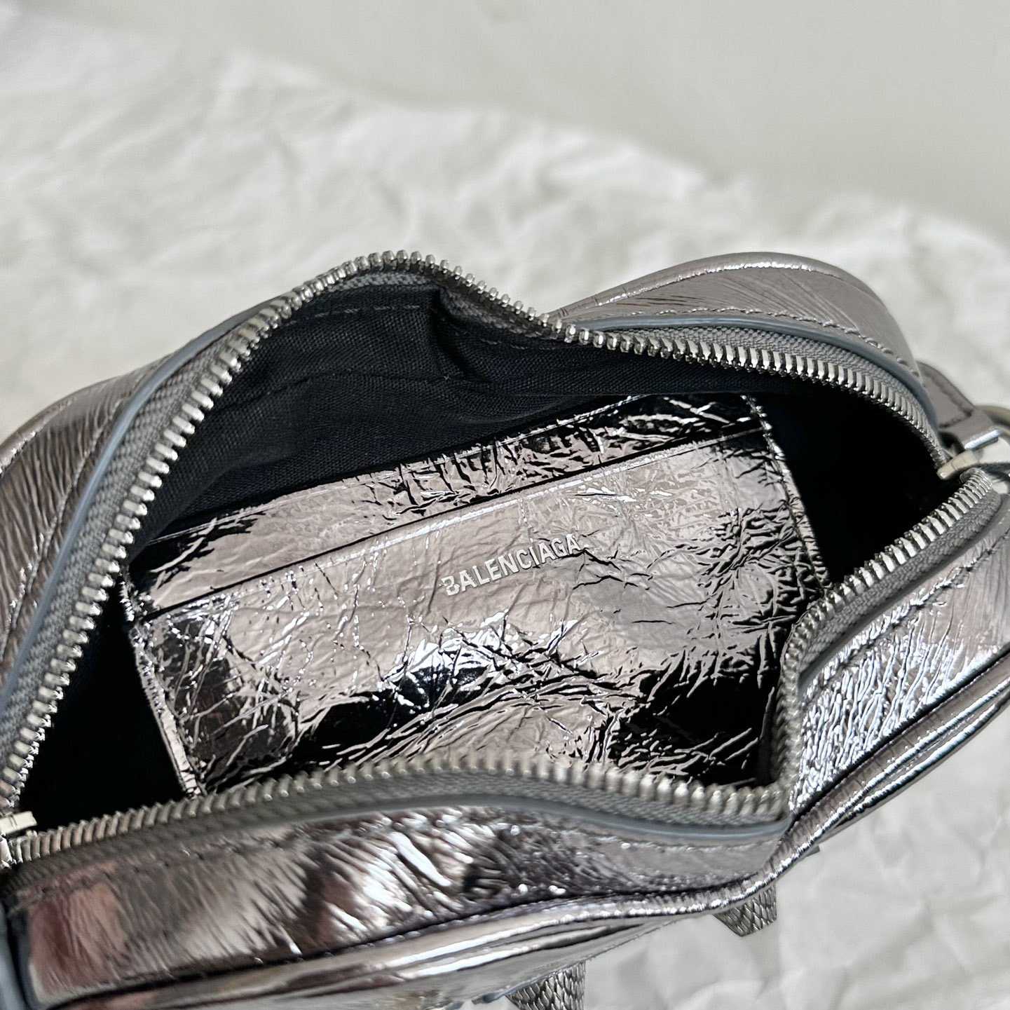 Balenciaga Le Cagole Heart Mini Bag Metallized In Silver (16-12.7-4.5cm) - PerfectKickZ