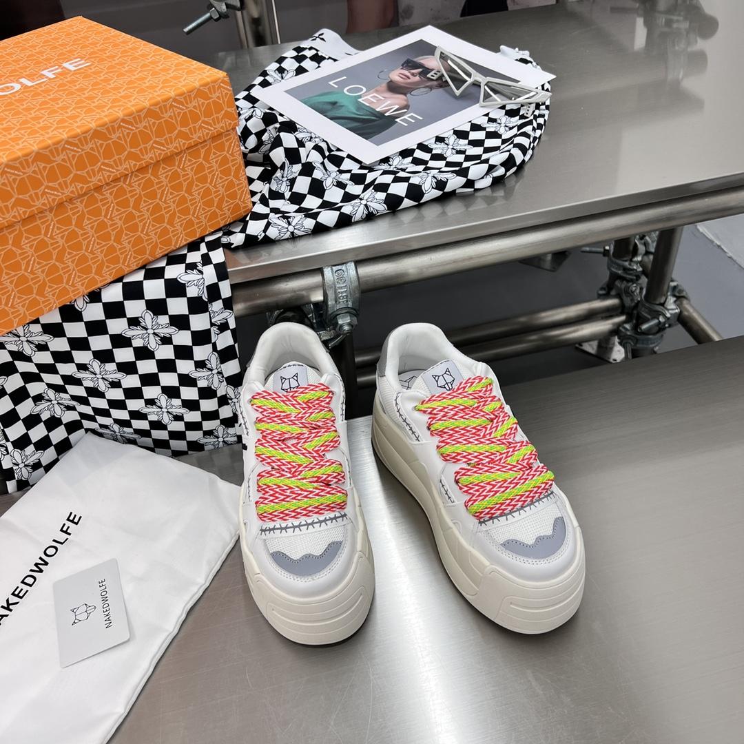 Naked Wolfe Slider White - PerfectKickZ