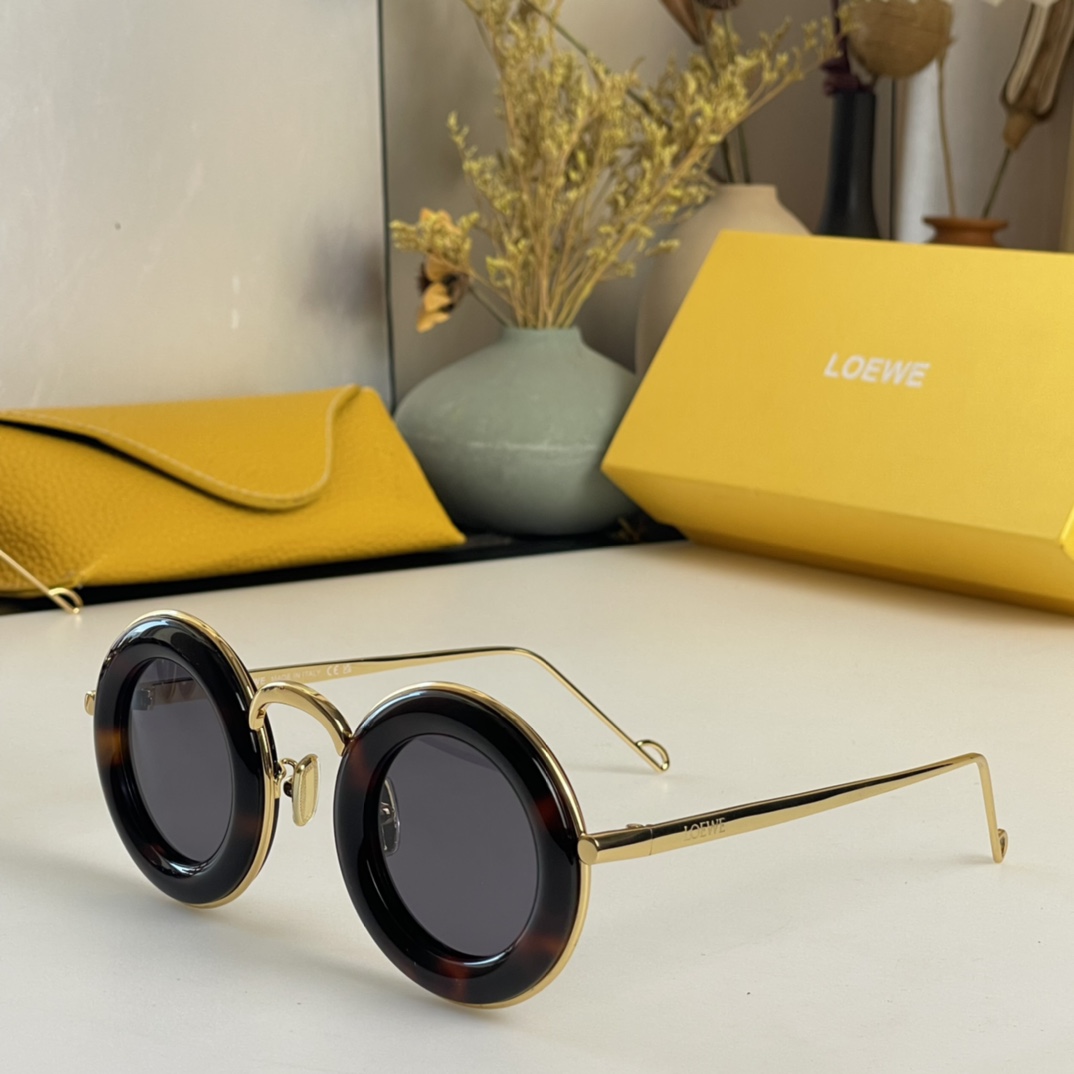Loewe Round Sunglasses In Acetate     LW40094U - PerfectKickZ