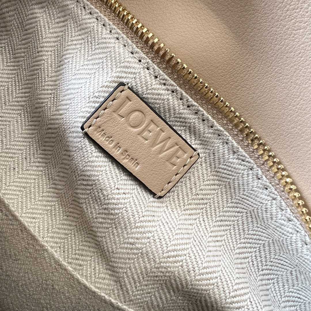Loewe Small Puzzle Bag In Classic Calfskin - PerfectKickZ