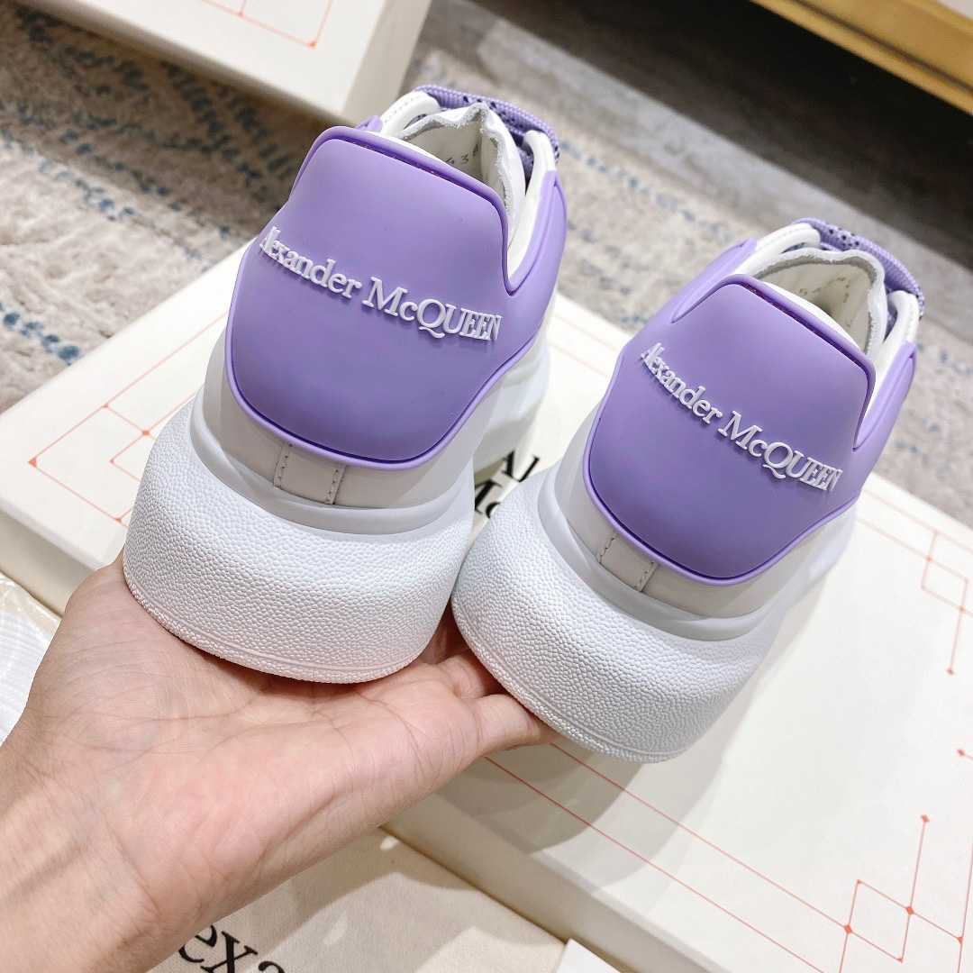 Alexander Mqueen Oversized Sneaker In White - PerfectKickZ