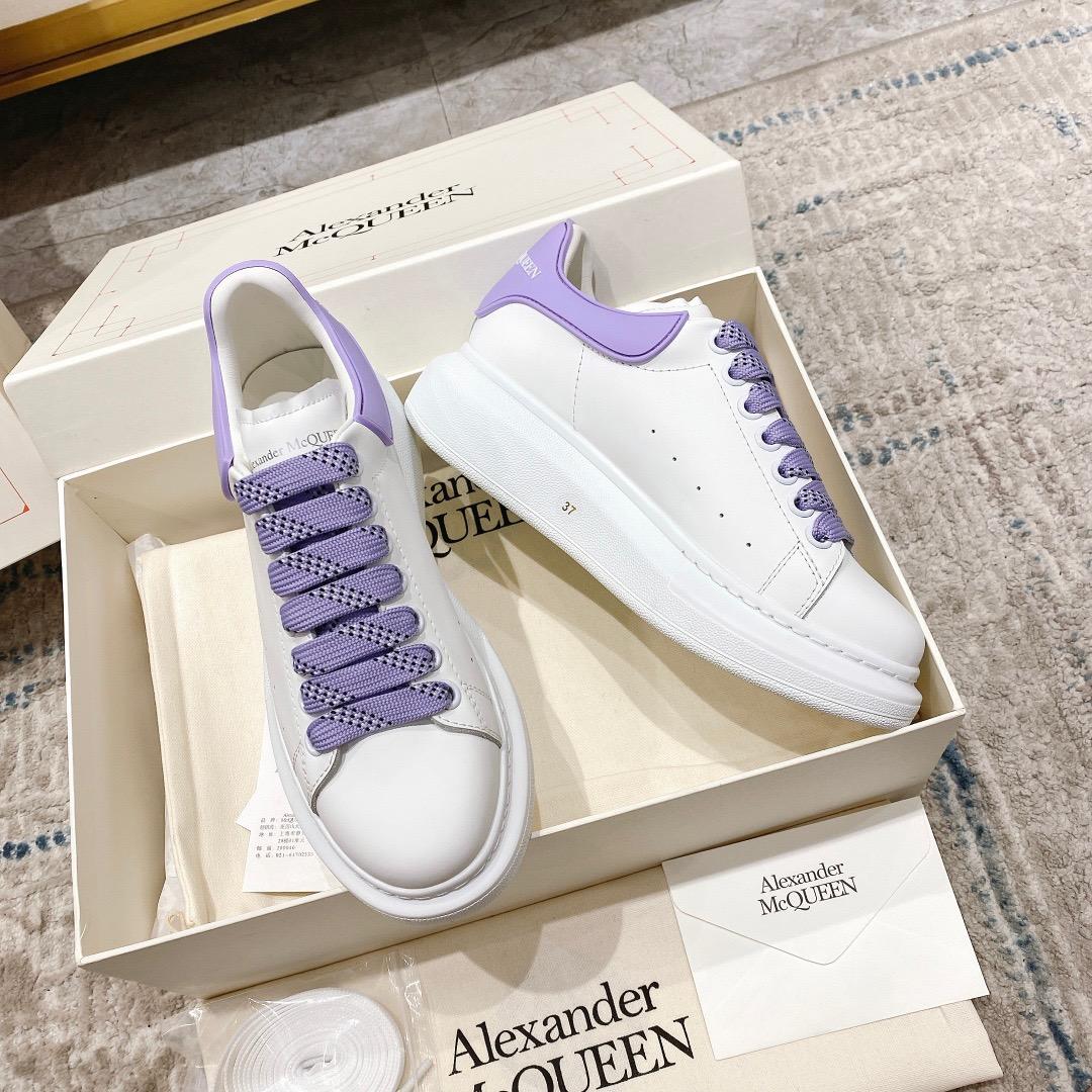 Alexander Mqueen Oversized Sneaker In White - PerfectKickZ