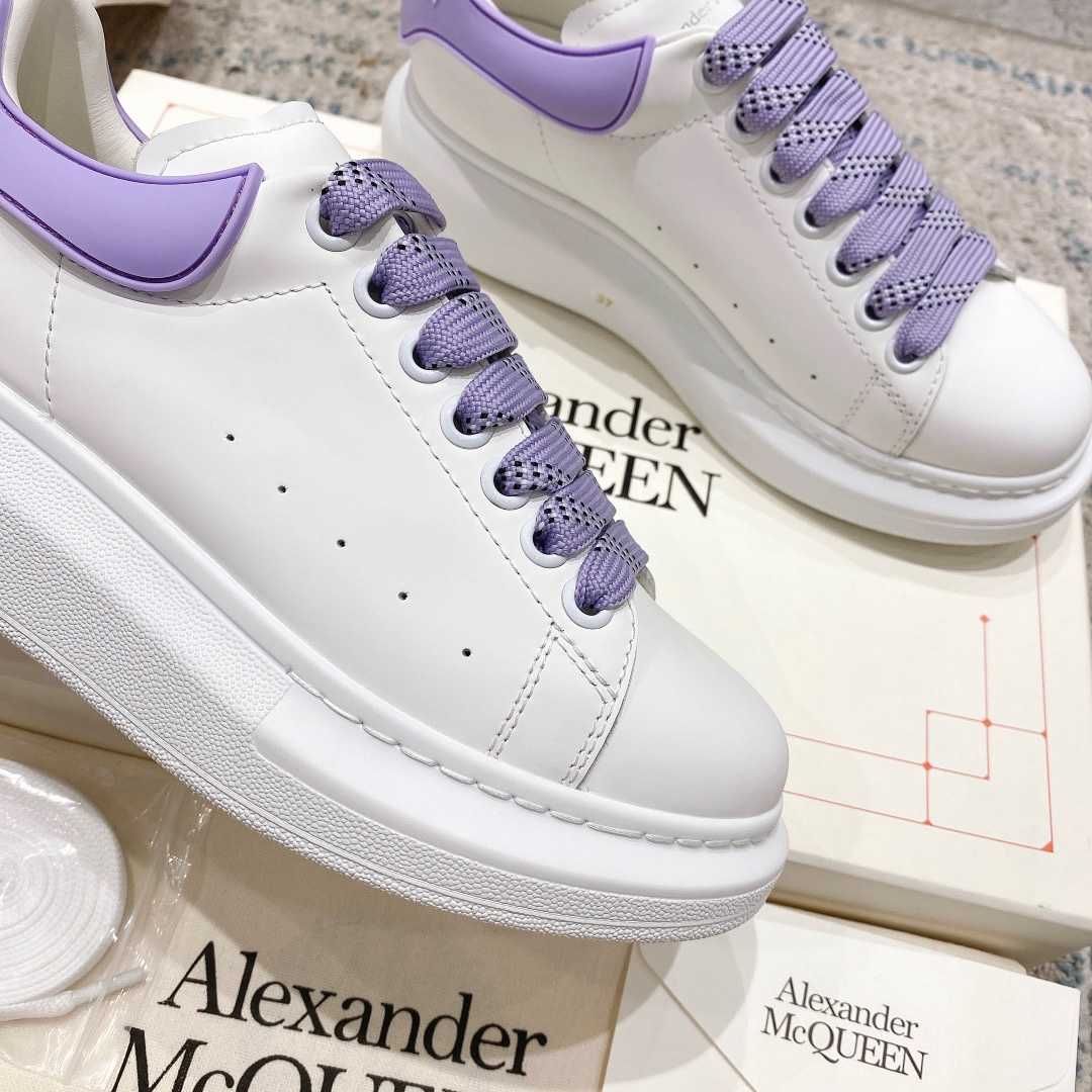 Alexander Mqueen Oversized Sneaker In White - PerfectKickZ