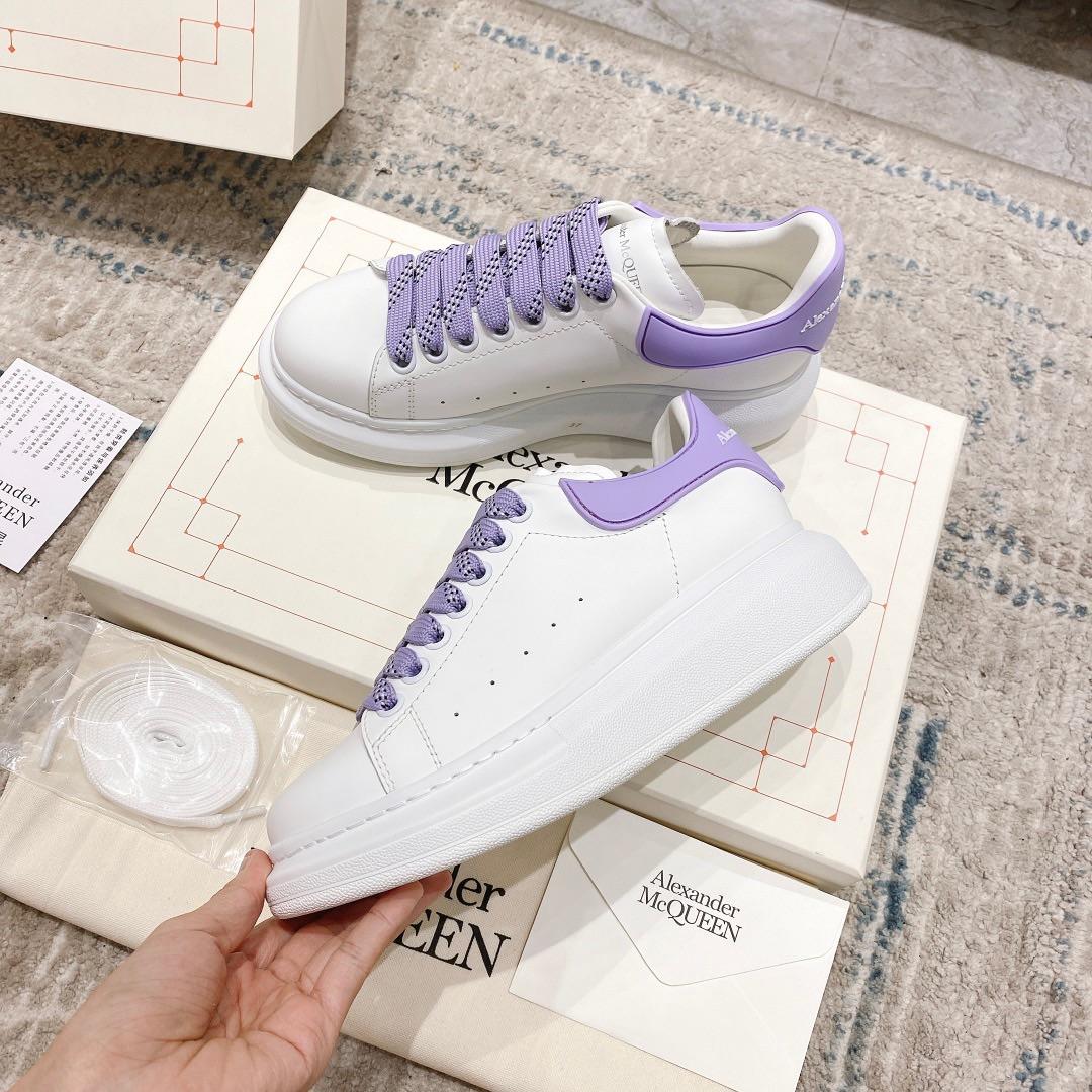 Alexander Mqueen Oversized Sneaker In White - PerfectKickZ