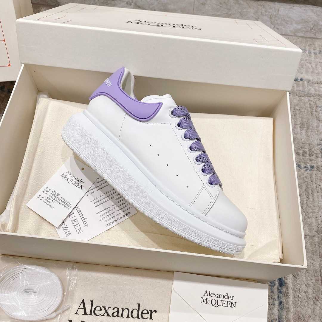 Alexander Mqueen Oversized Sneaker In White - PerfectKickZ