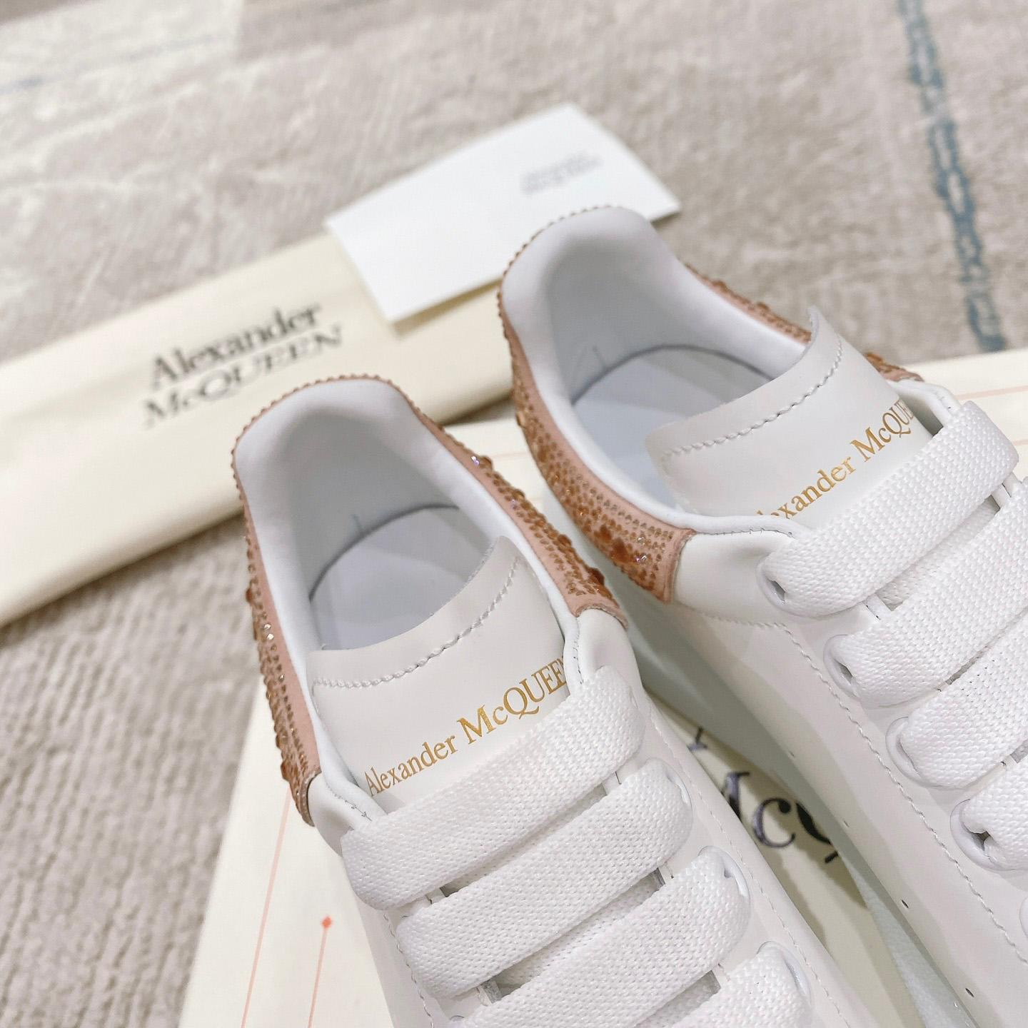 Alexander Mqueen Oversized Sneaker In White - PerfectKickZ