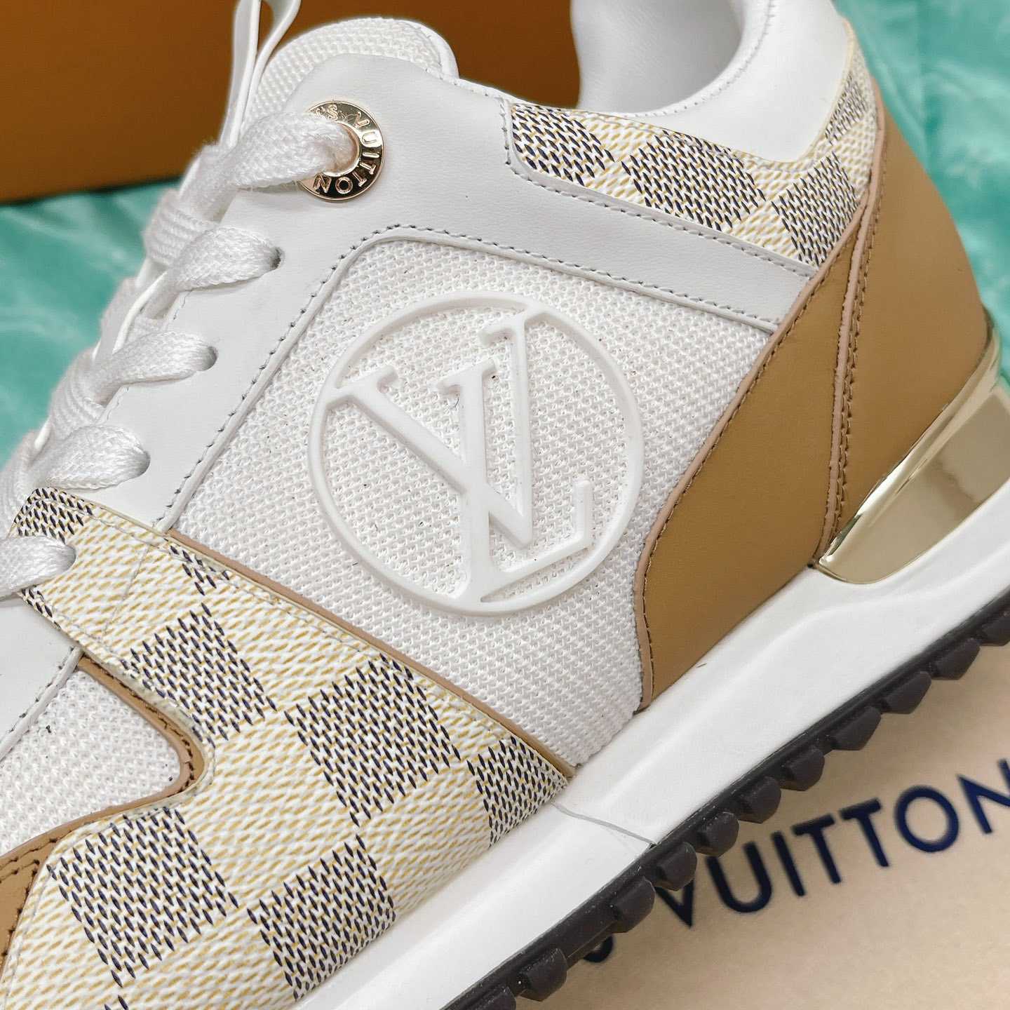 Louis Vuitton Run Away Sneaker      1AAWFD - PerfectKickZ