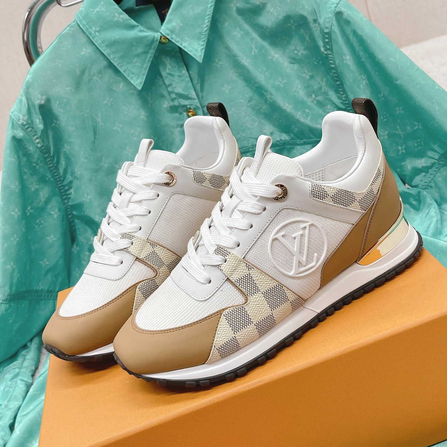 Louis Vuitton Run Away Sneaker      1AAWFD - PerfectKickZ