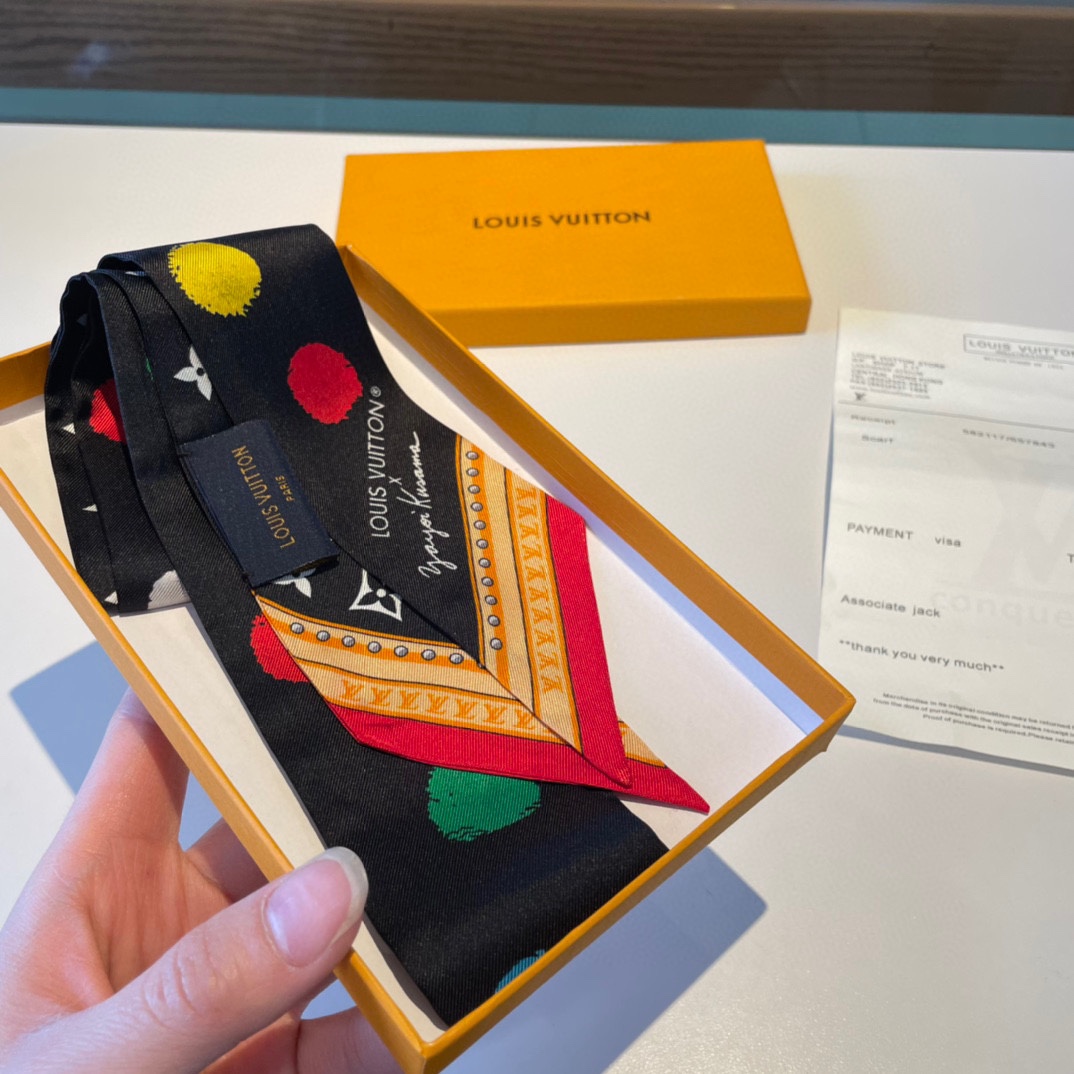 Louis Vuitton LV x YK Painted Dots Monogram BB Bandeau   M78485 - PerfectKickZ