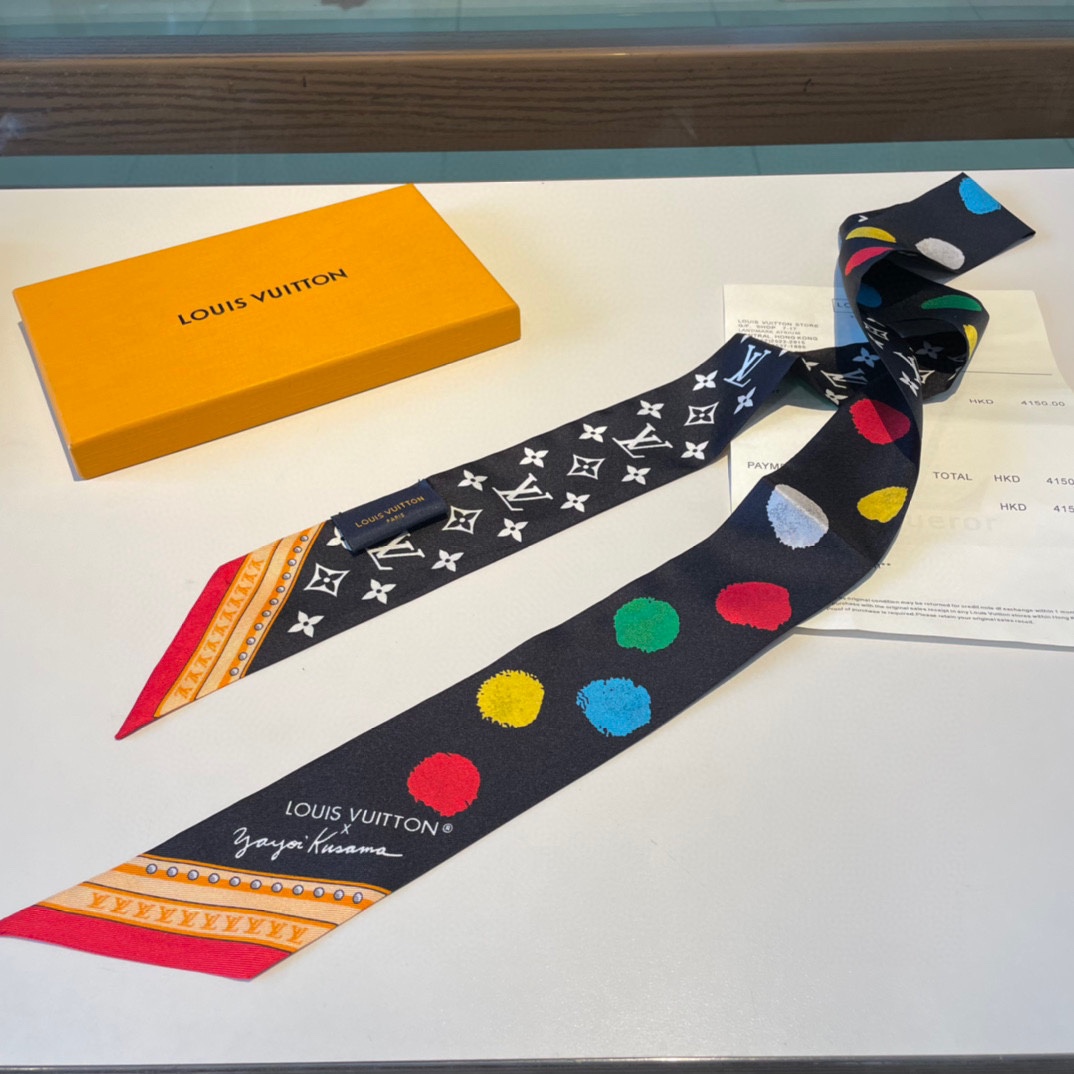 Louis Vuitton LV x YK Painted Dots Monogram BB Bandeau   M78485 - PerfectKickZ