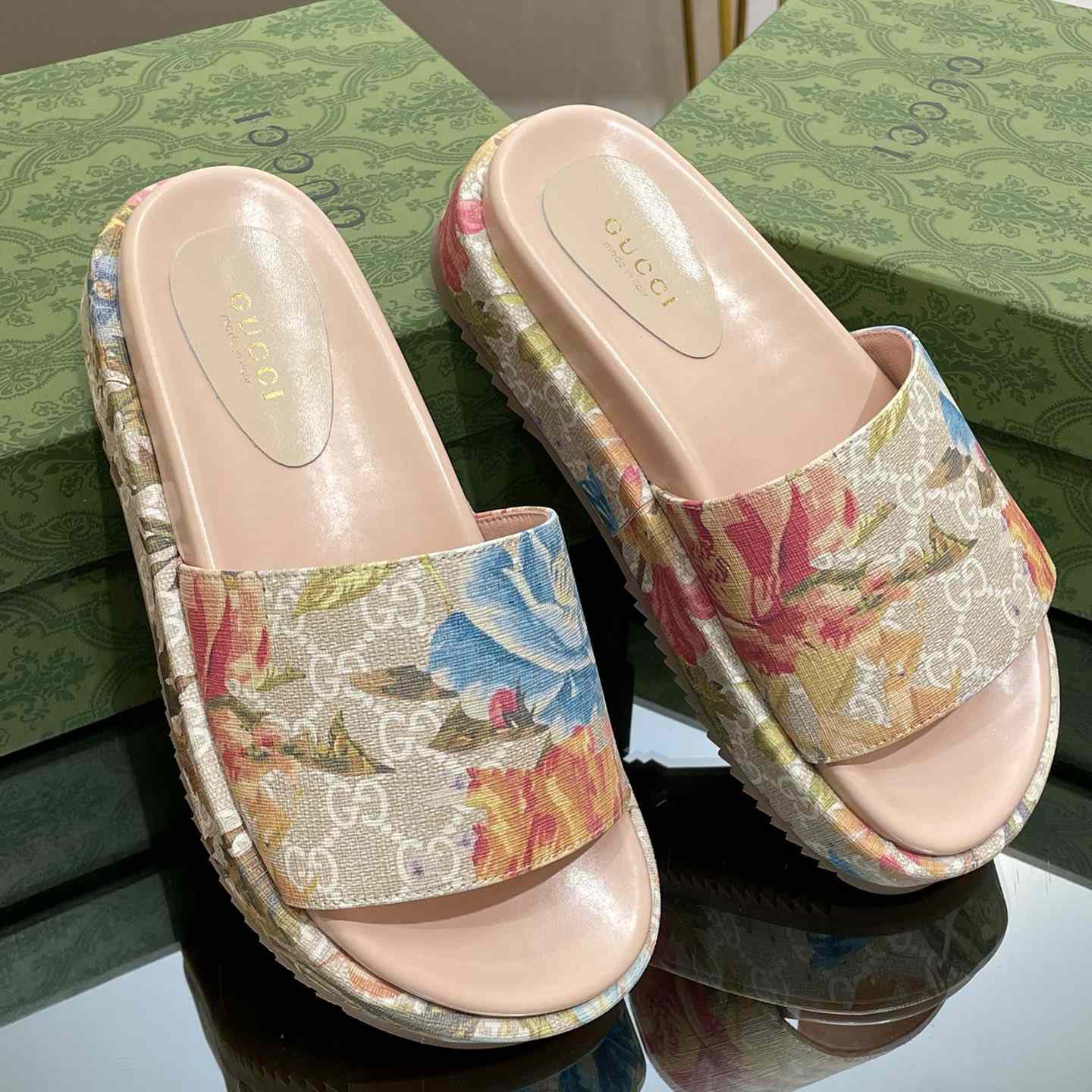 Gucci Women's GG Flora Slide Sandal - 