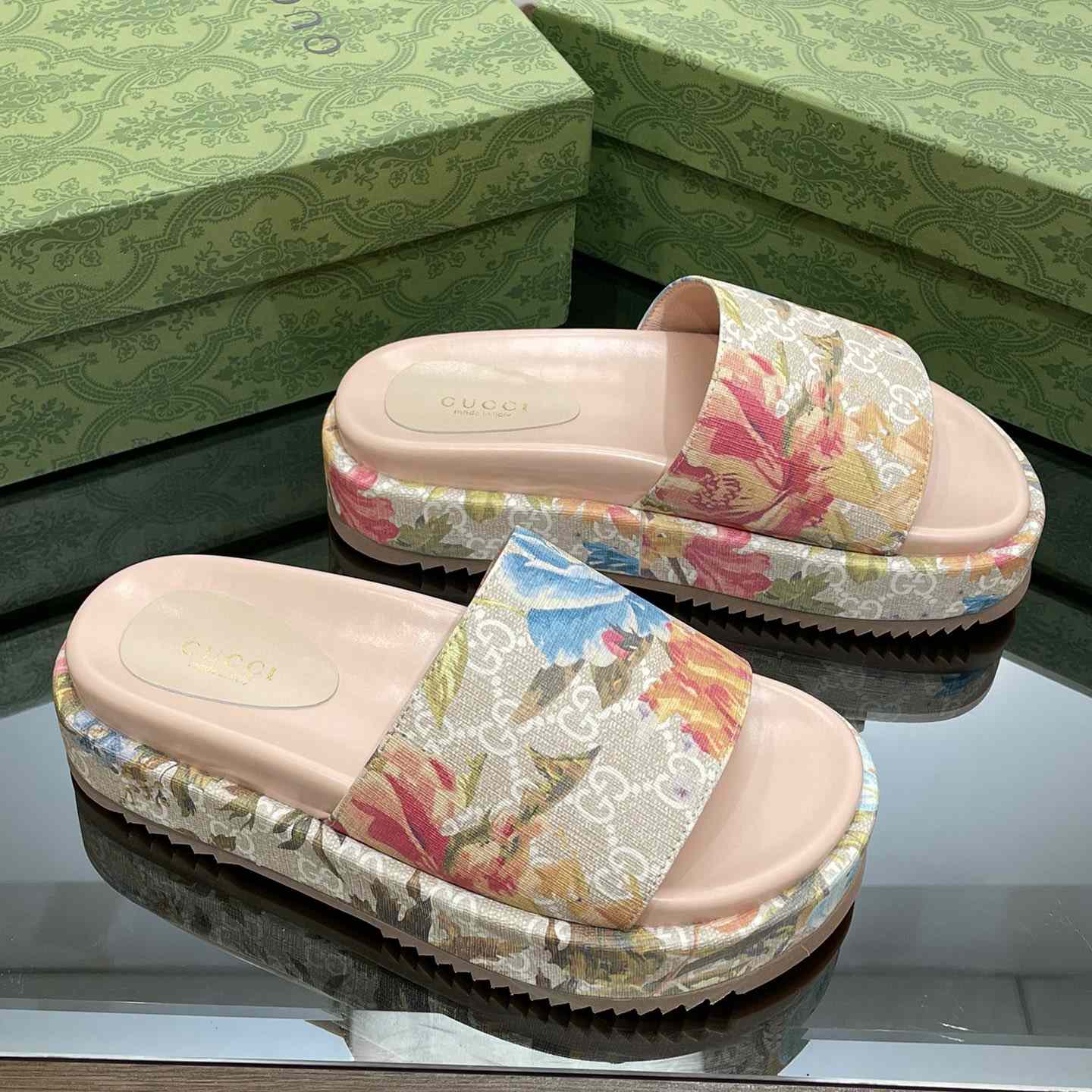 Gucci Women's GG Flora Slide Sandal - 