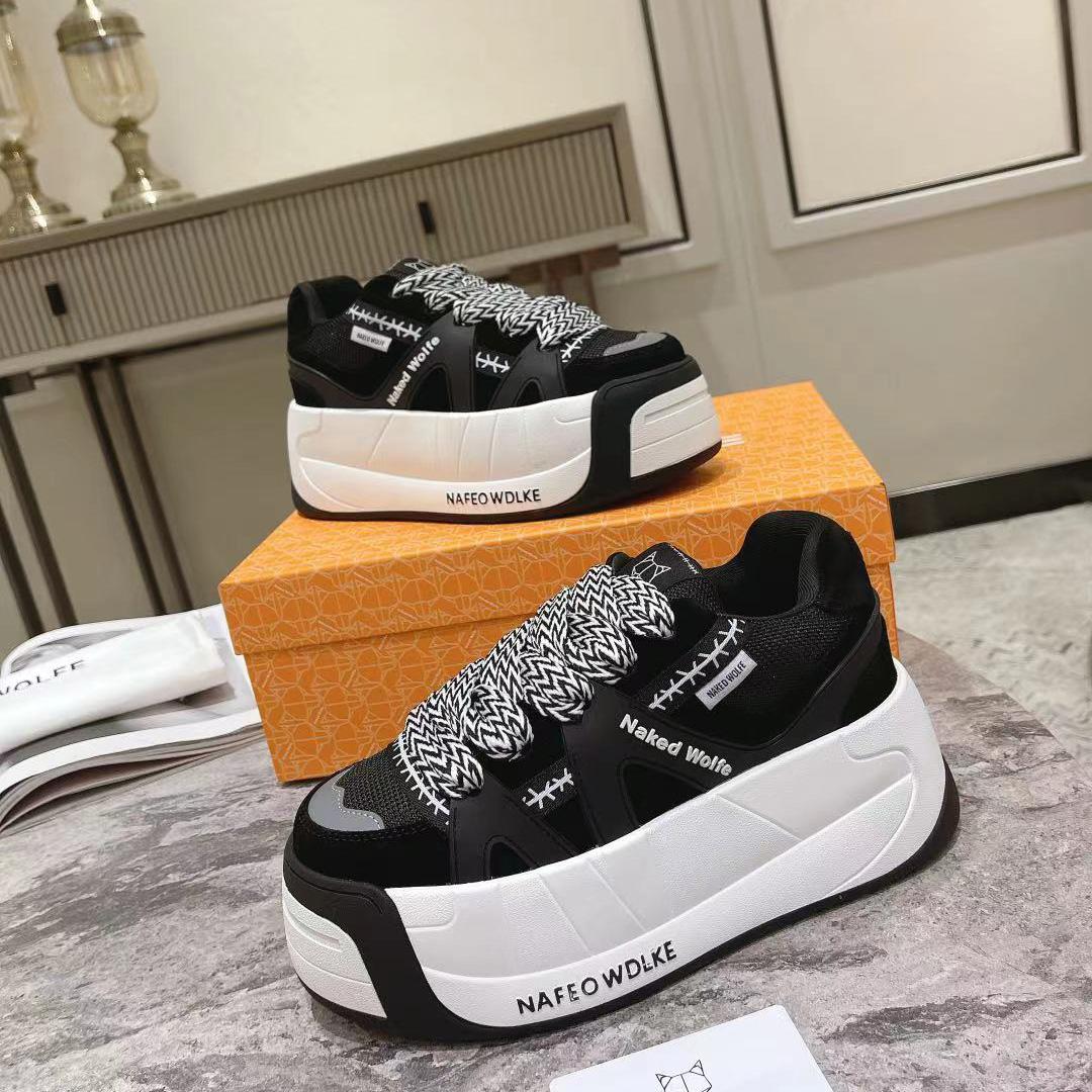 Naked Wolfe Slider Black - PerfectKickZ