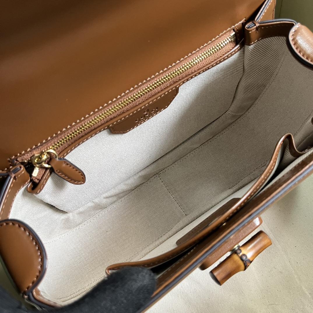 Gucci Bamboo 1947 Medium Top Handle Bag(26-17-9cm) - PerfectKickZ