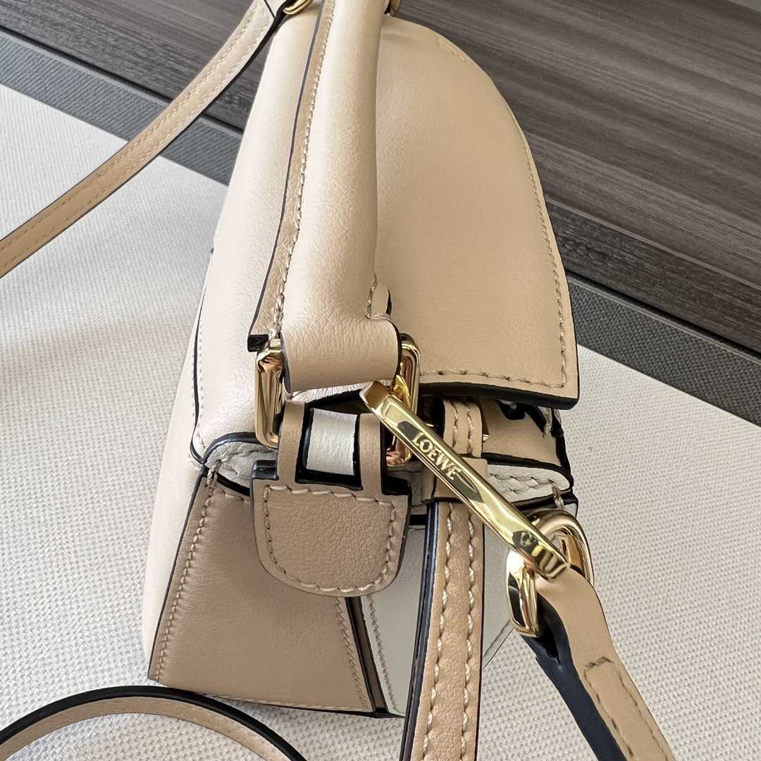 Loewe Mini Puzzle Bag In Classic Calfskin - PerfectKickZ
