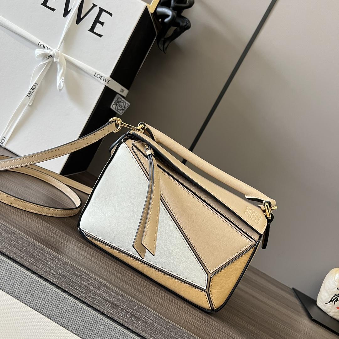 Loewe Mini Puzzle Bag In Classic Calfskin - PerfectKickZ