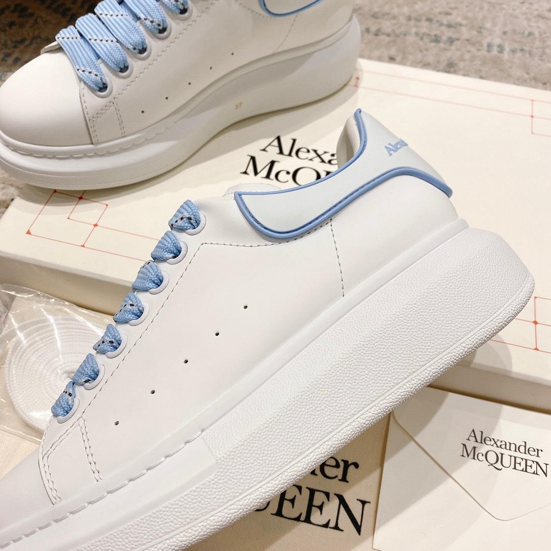 Alexander Mqueen Oversized Sneaker In White - PerfectKickZ
