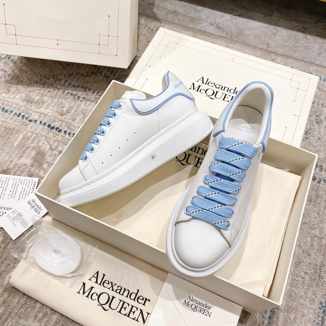 Alexander Mqueen Oversized Sneaker In White - PerfectKickZ