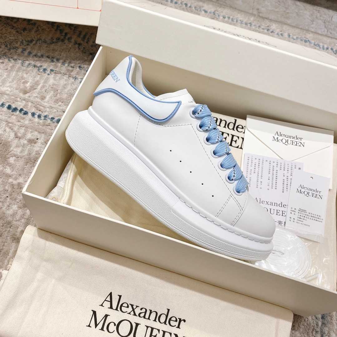 Alexander Mqueen Oversized Sneaker In White - PerfectKickZ