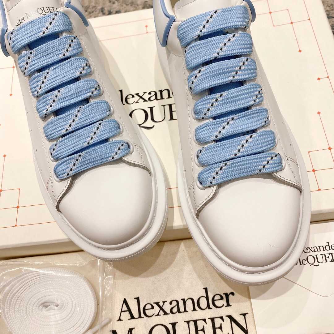 Alexander Mqueen Oversized Sneaker In White - PerfectKickZ