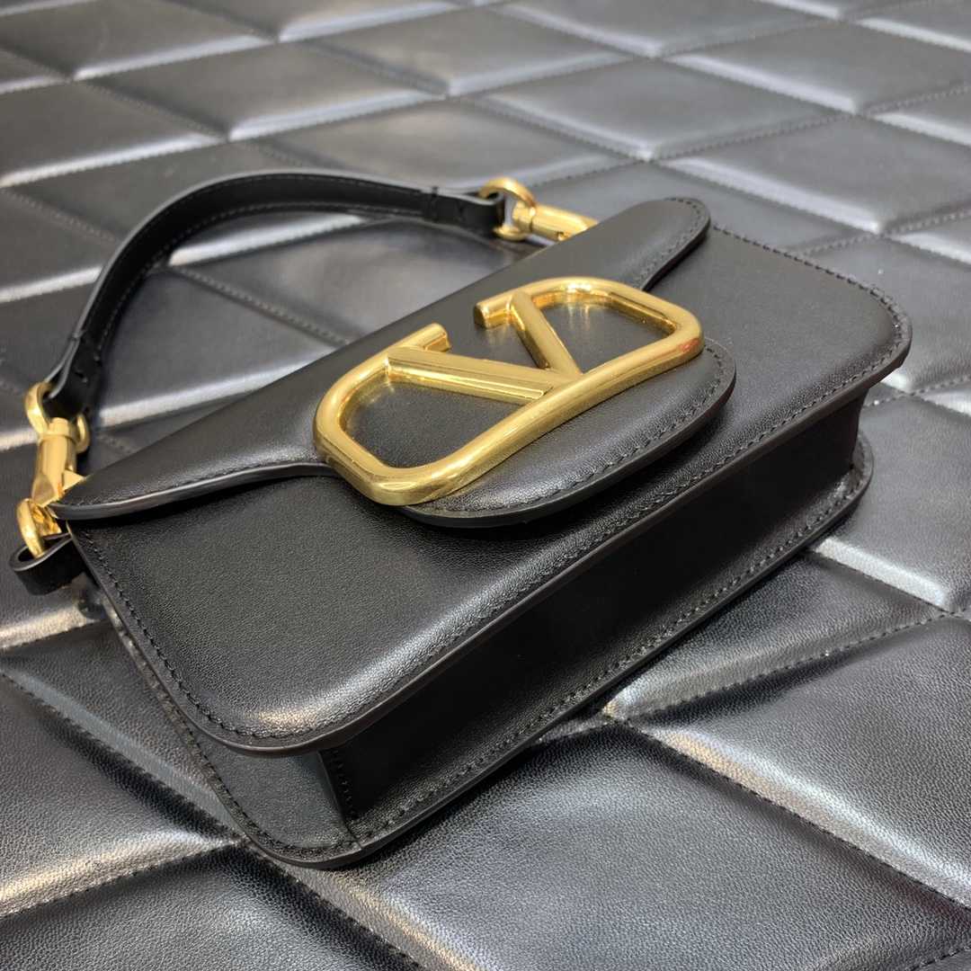 Valenti Locò Small Shoulder Bag In Calfskin - PerfectKickZ