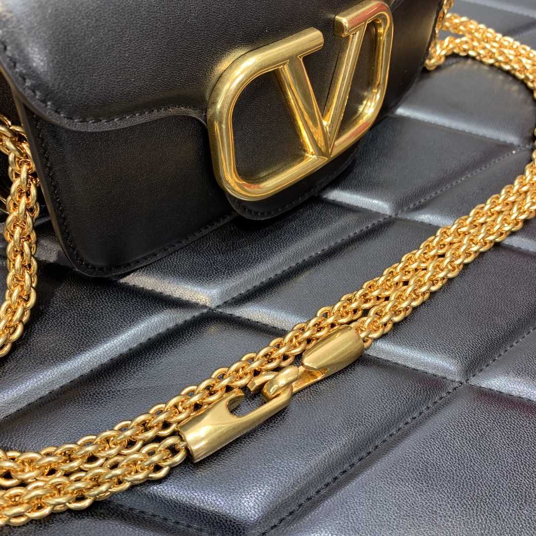 Valenti Locò Small Shoulder Bag In Calfskin - PerfectKickZ