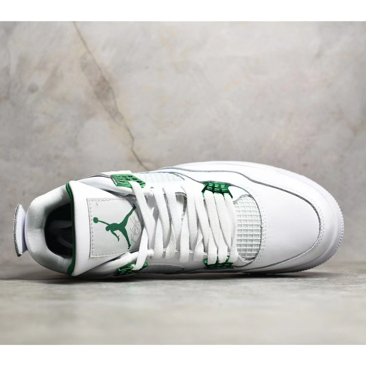 Air Jordan 4 Retro Sneaker      ct8527-113 - PerfectKickZ