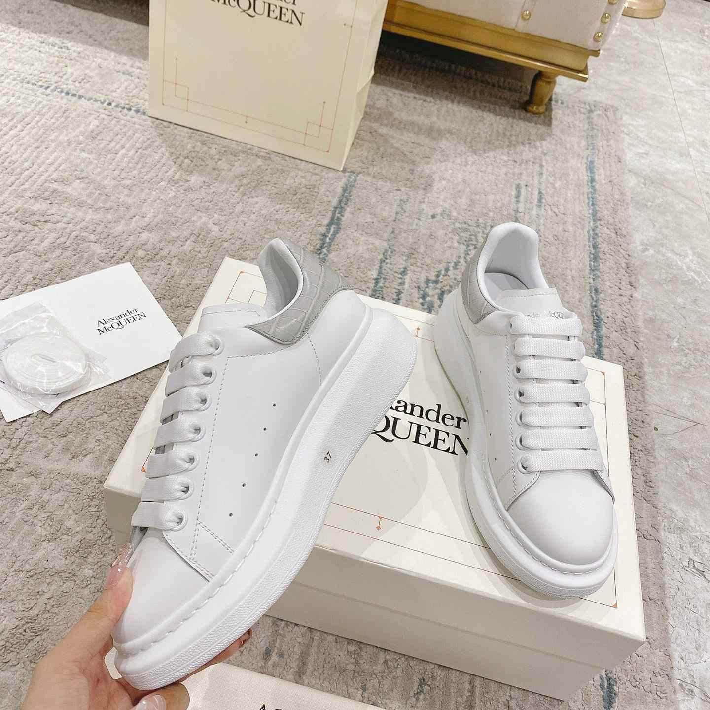 Alexander Mqueen Oversized Sneaker In White/Grey - PerfectKickZ