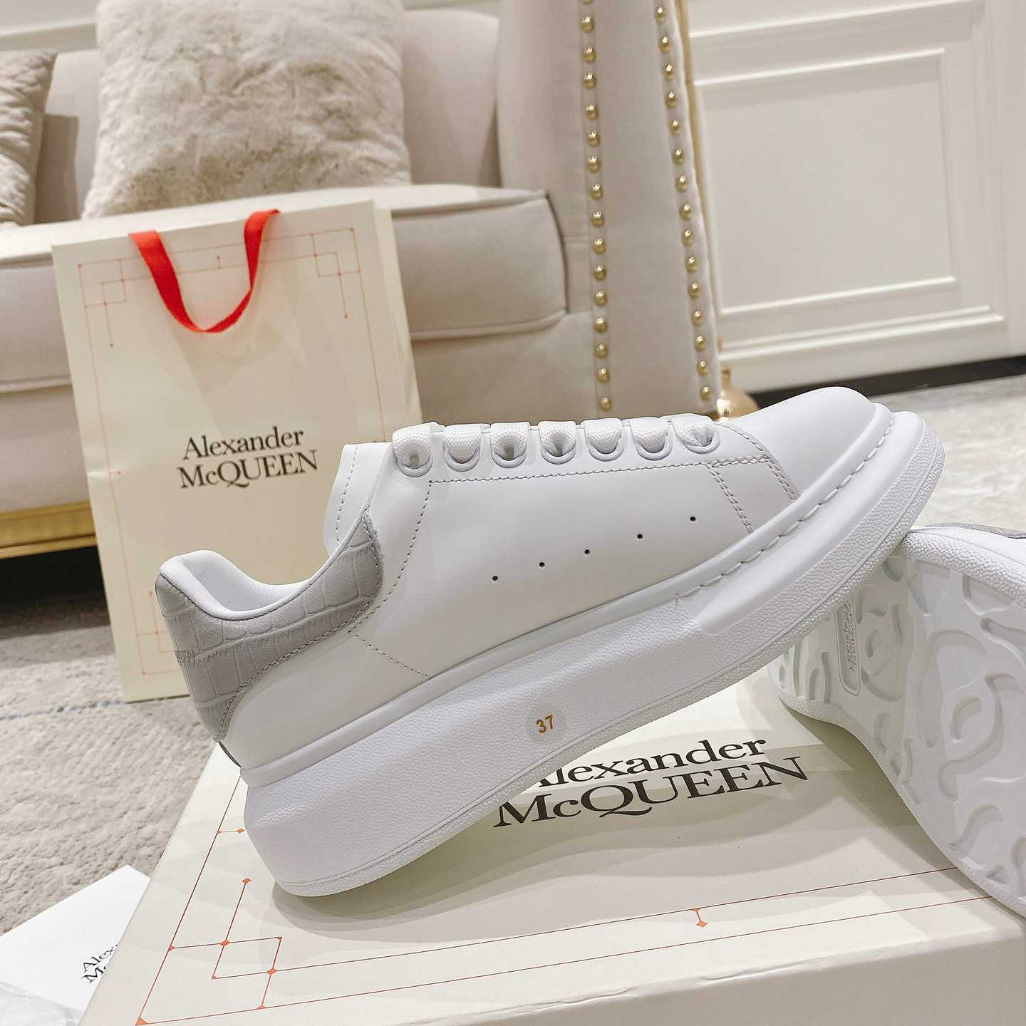 Alexander Mqueen Oversized Sneaker In White/Grey - PerfectKickZ